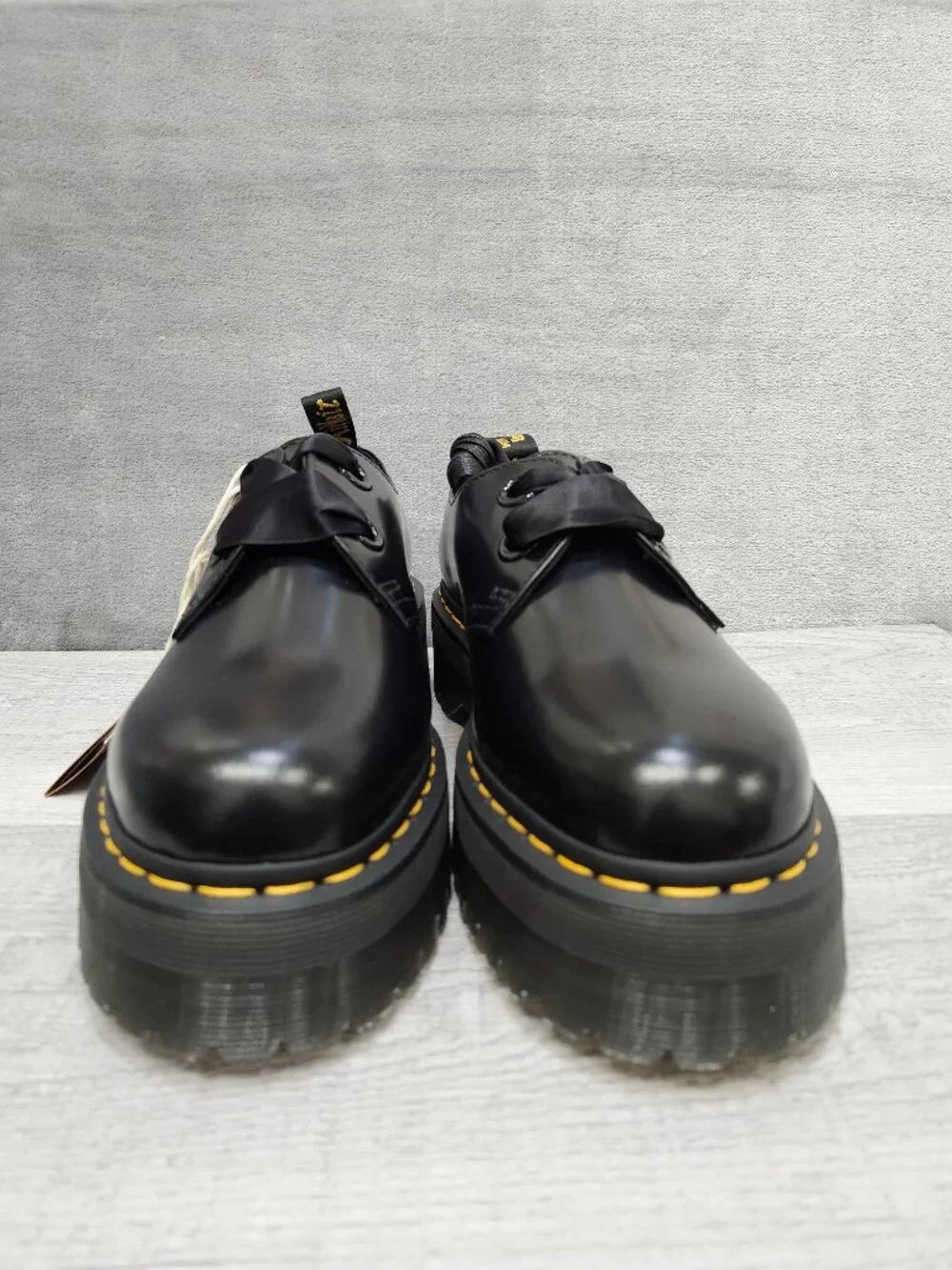 Dr Martens AirWair Holly Women Size 9  (EU41) Leather Platform Black Shoes NWT